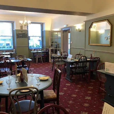 ホテル The Waverley